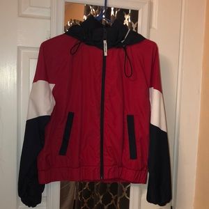 Hollister wind breaker